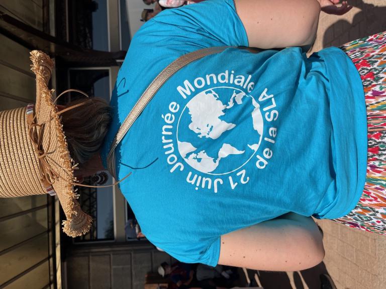 Tee-shirt bleu de la journée mondiale de la Sclérose Latérale Amyotrophique (SLA) 